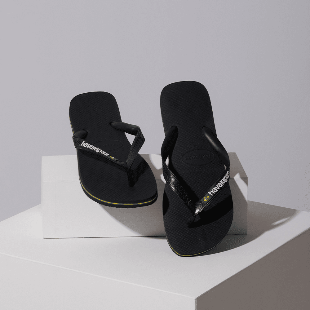 Women's Brazil Logo Flip Flops - Black/Black